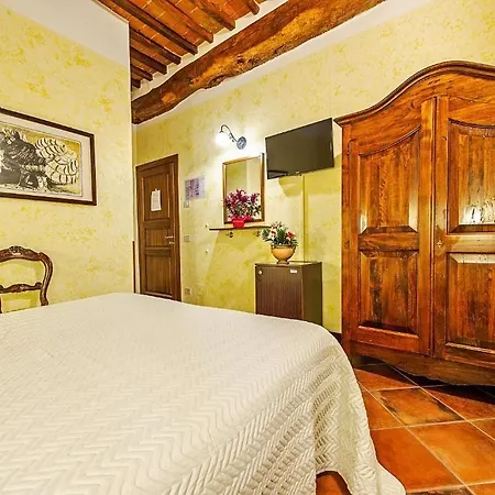 Meublè Evoè Bed & Breakfast 4*